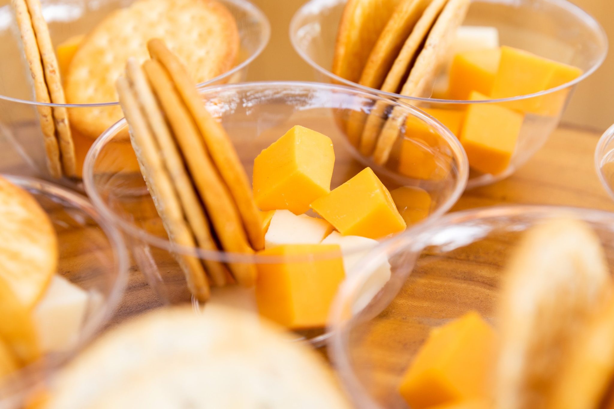 Cheese and crackers snack cups